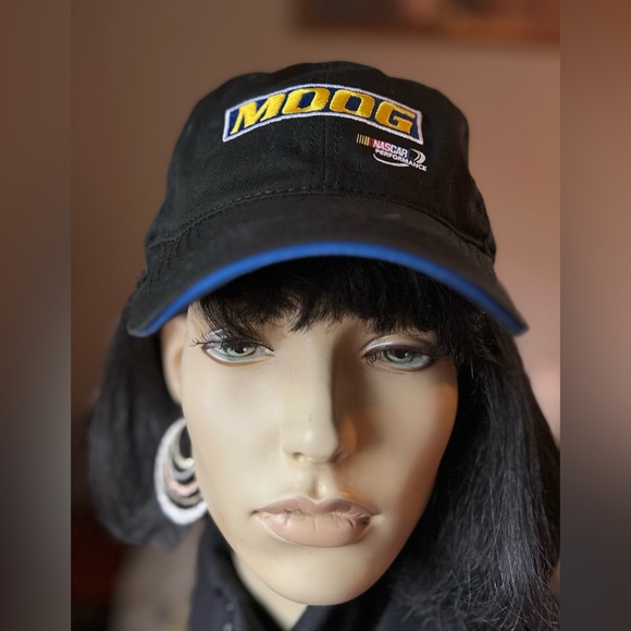 2 NASCAR caps - Picture 3 of 6